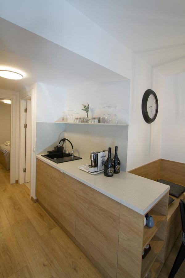 Hat Old Town Designer Apartments Brasov Exterior photo